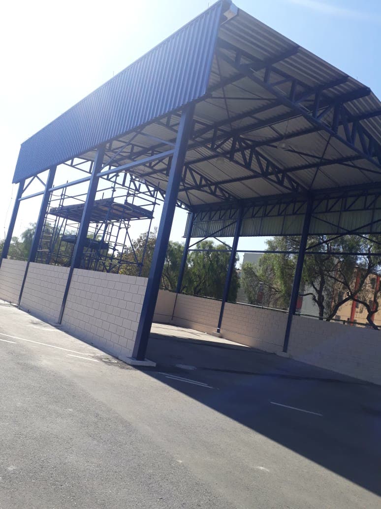 Galpão em estrutura metálica para treinamento de trabalho em altura